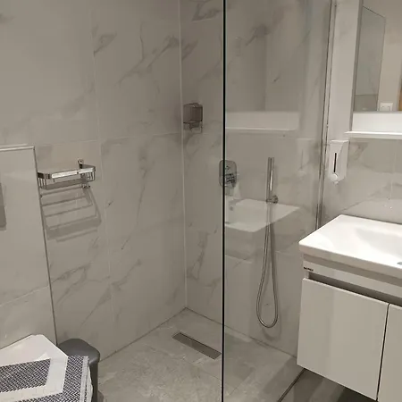 Fox * Paralia Sikias